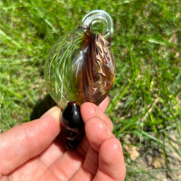 Grateful Dead glass stealie, hand blown pendant - Picture 2 of 4